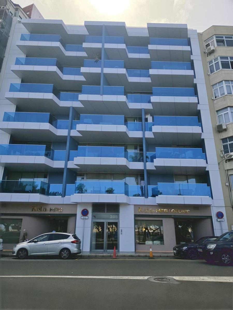 Flat for Sale in Las Palmas de Gran Canaria