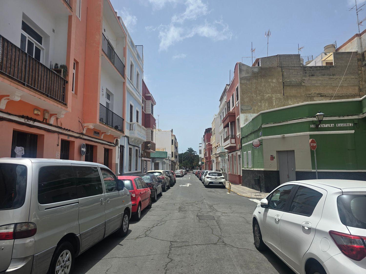Flat for Sale in Las Palmas de Gran Canaria