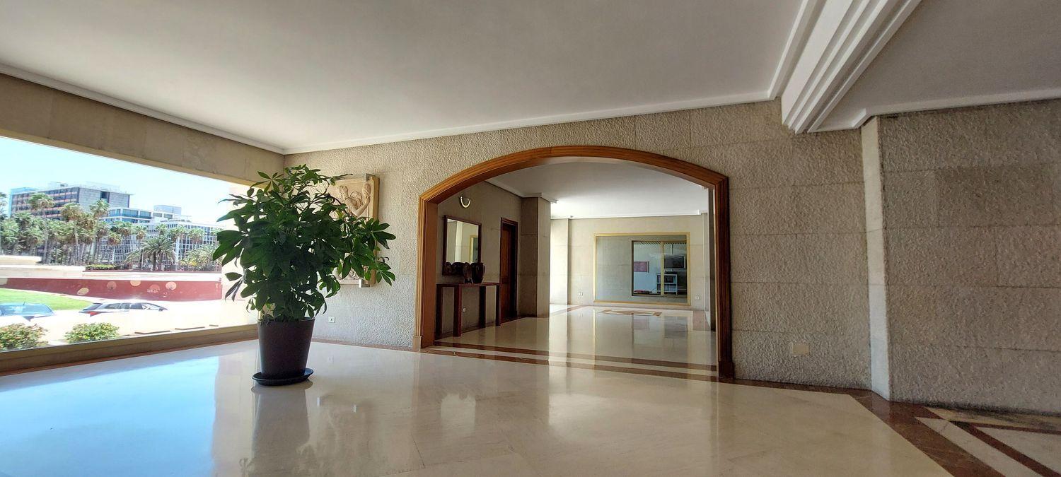 Flat for Rent in Las Palmas de Gran Canaria