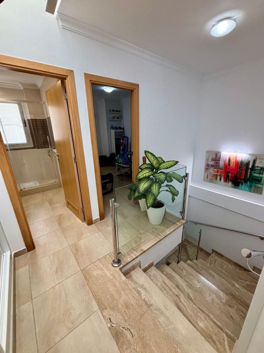 Duplex for Sale in Las Palmas de Gran Canaria