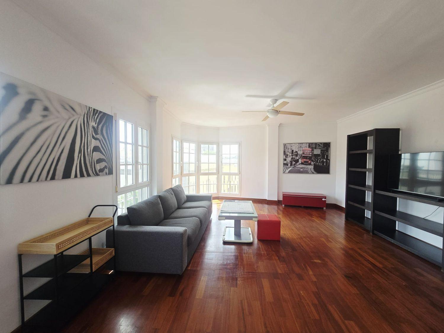 Flat for Sale in Las Palmas de Gran Canaria