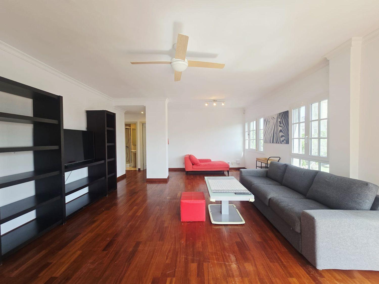 Flat for Sale in Las Palmas de Gran Canaria