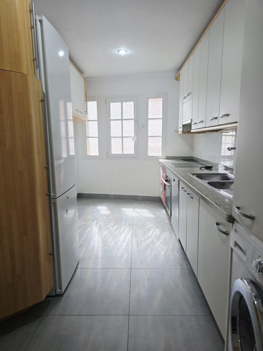 Flat for Sale in Las Palmas de Gran Canaria