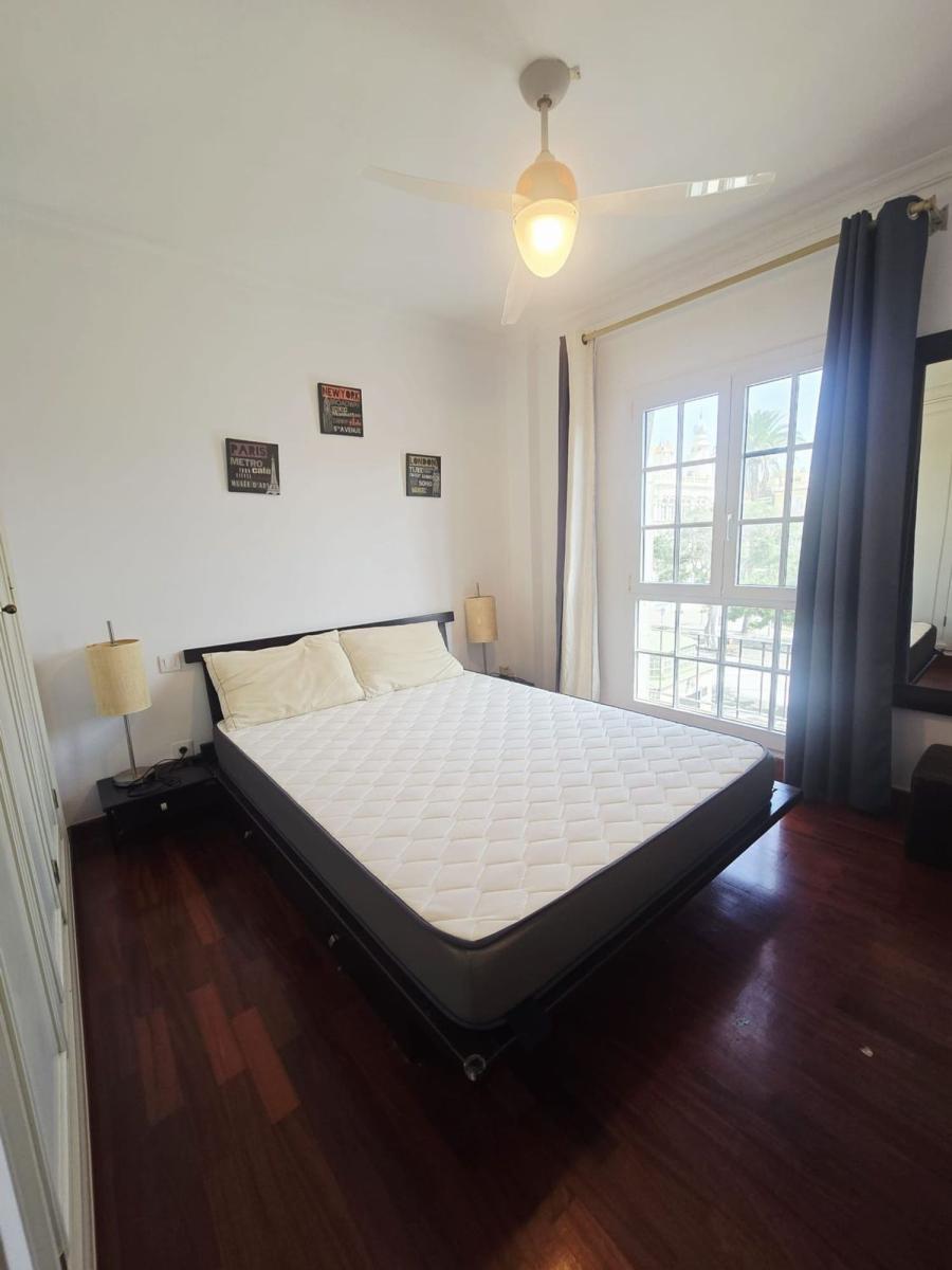 Flat for Sale in Las Palmas de Gran Canaria