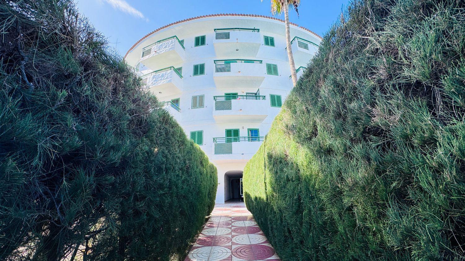 Flat for Sale in San Bartolomé de Tirajana