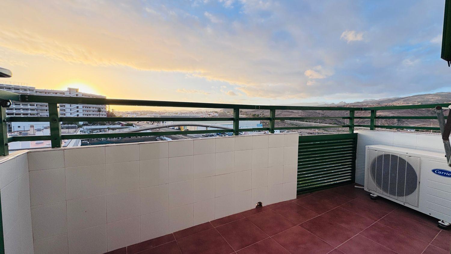 Flat for Sale in San Bartolomé de Tirajana
