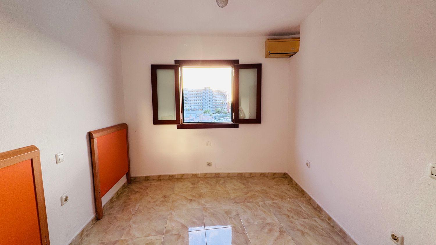 Flat for Sale in San Bartolomé de Tirajana