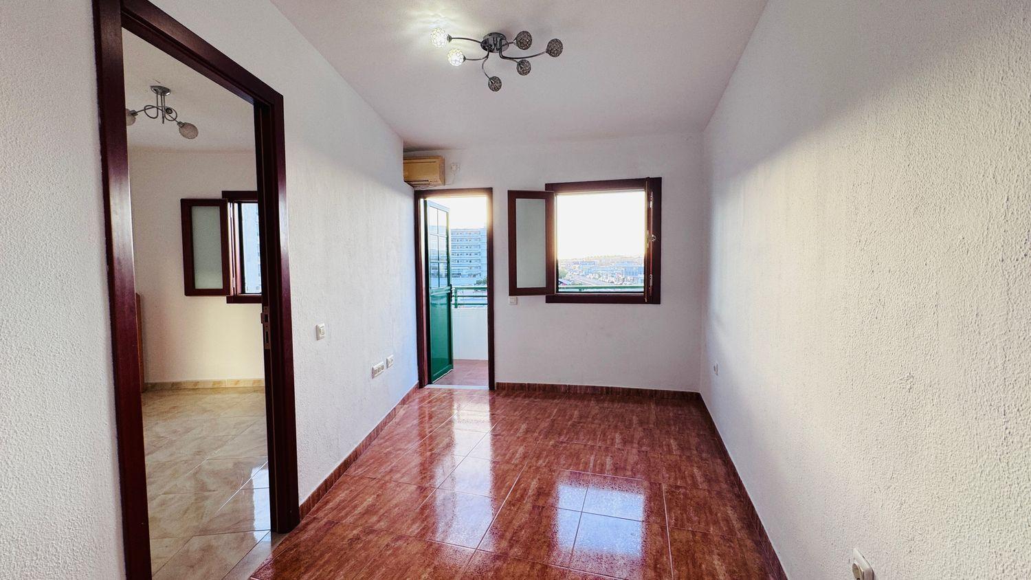 Flat for Sale in San Bartolomé de Tirajana