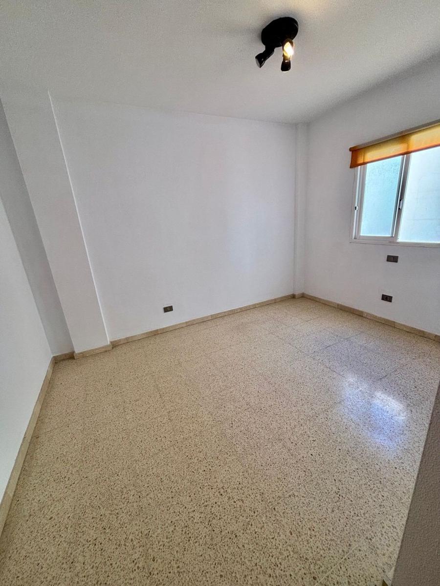 Flat for Sale in Gáldar