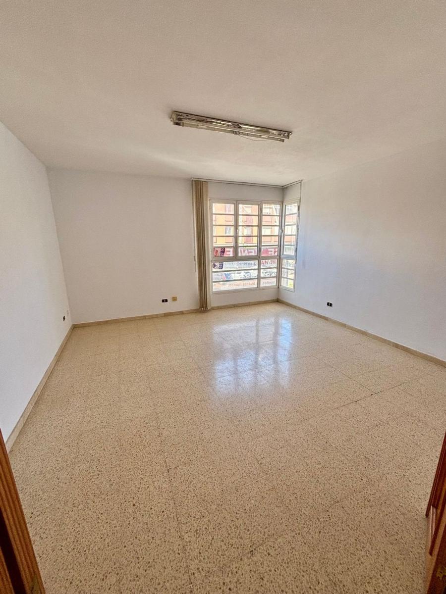 Flat for Sale in Gáldar