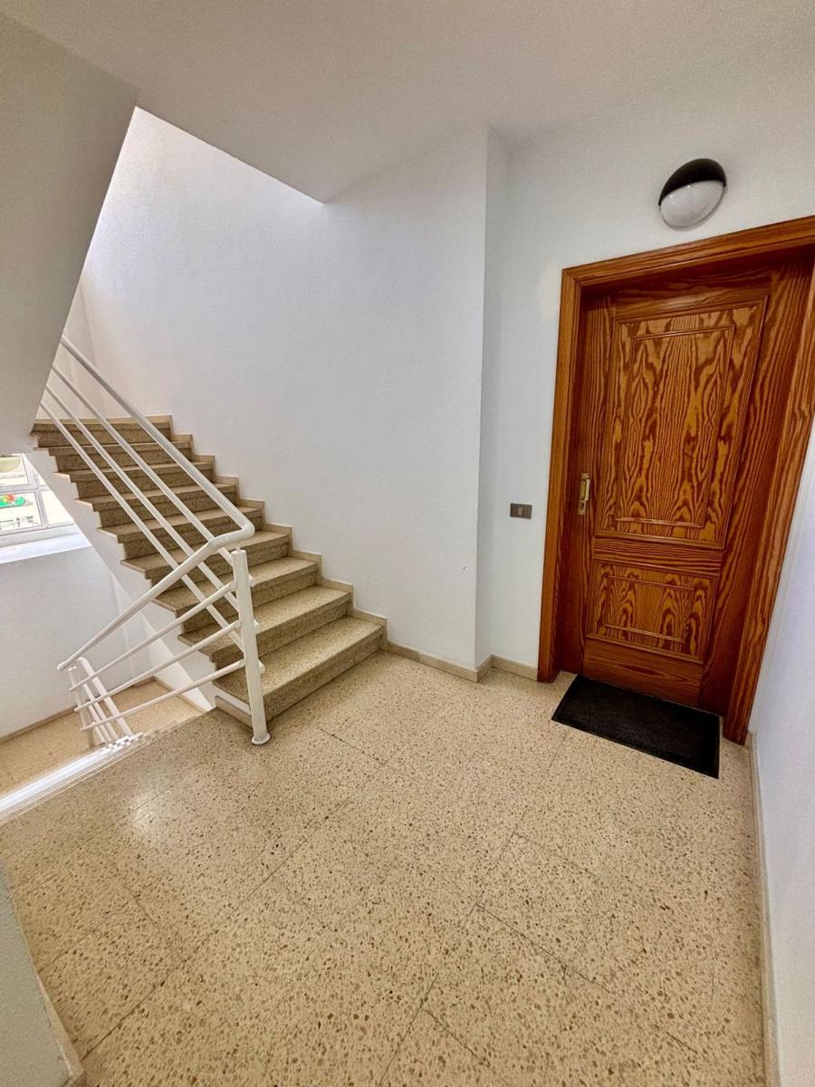 Flat for Sale in Gáldar