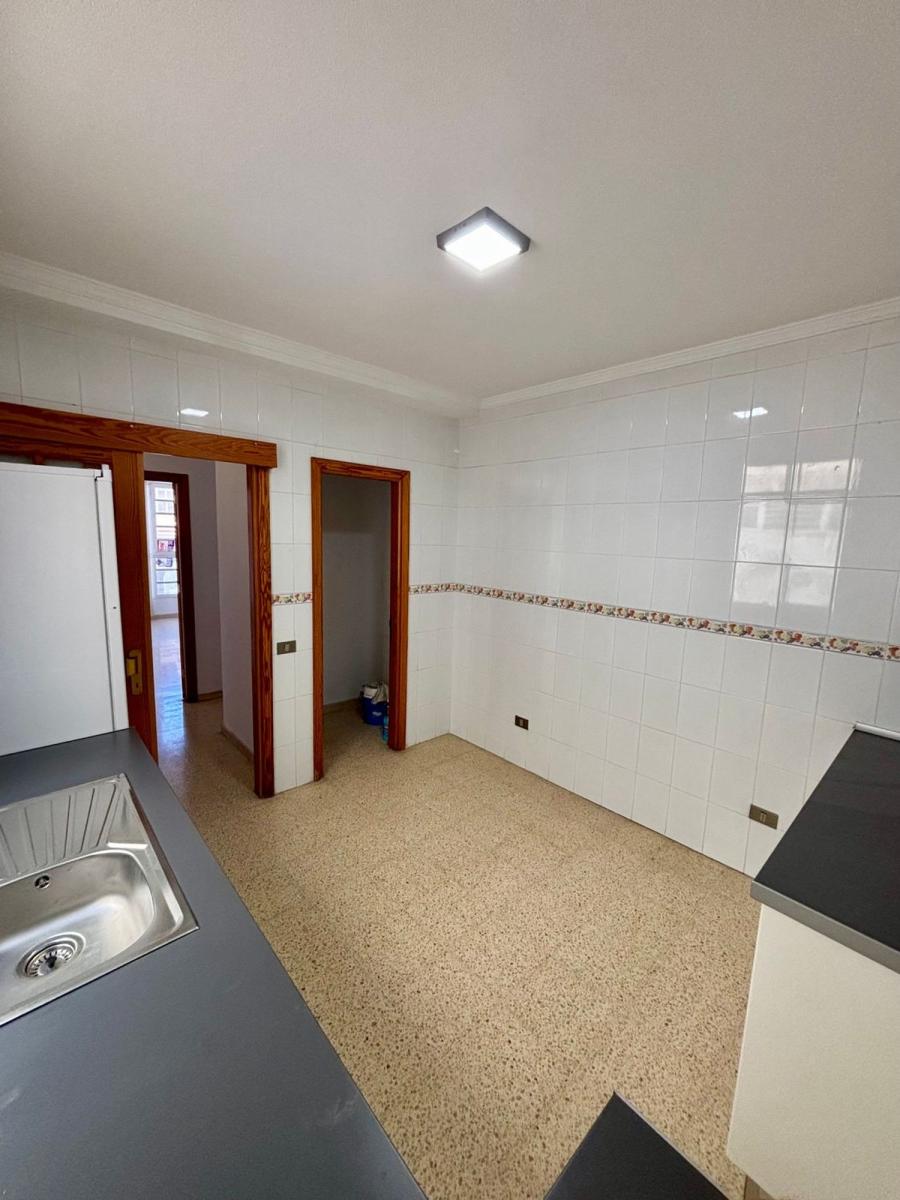 Flat for Sale in Gáldar