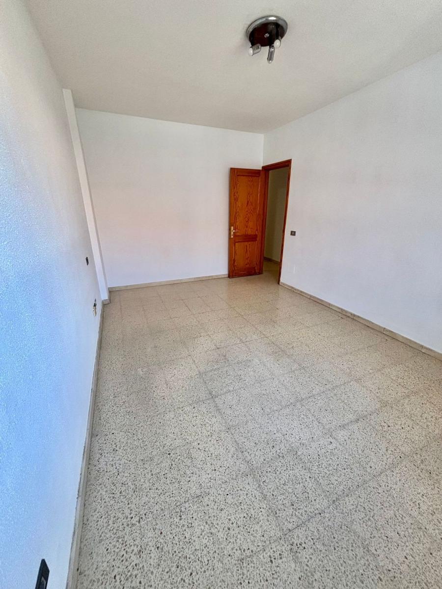 Flat for Sale in Gáldar