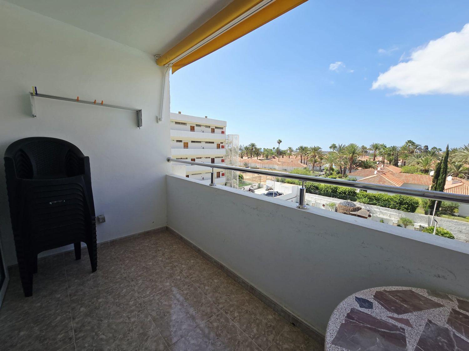 Flat for Sale in San Bartolomé de Tirajana