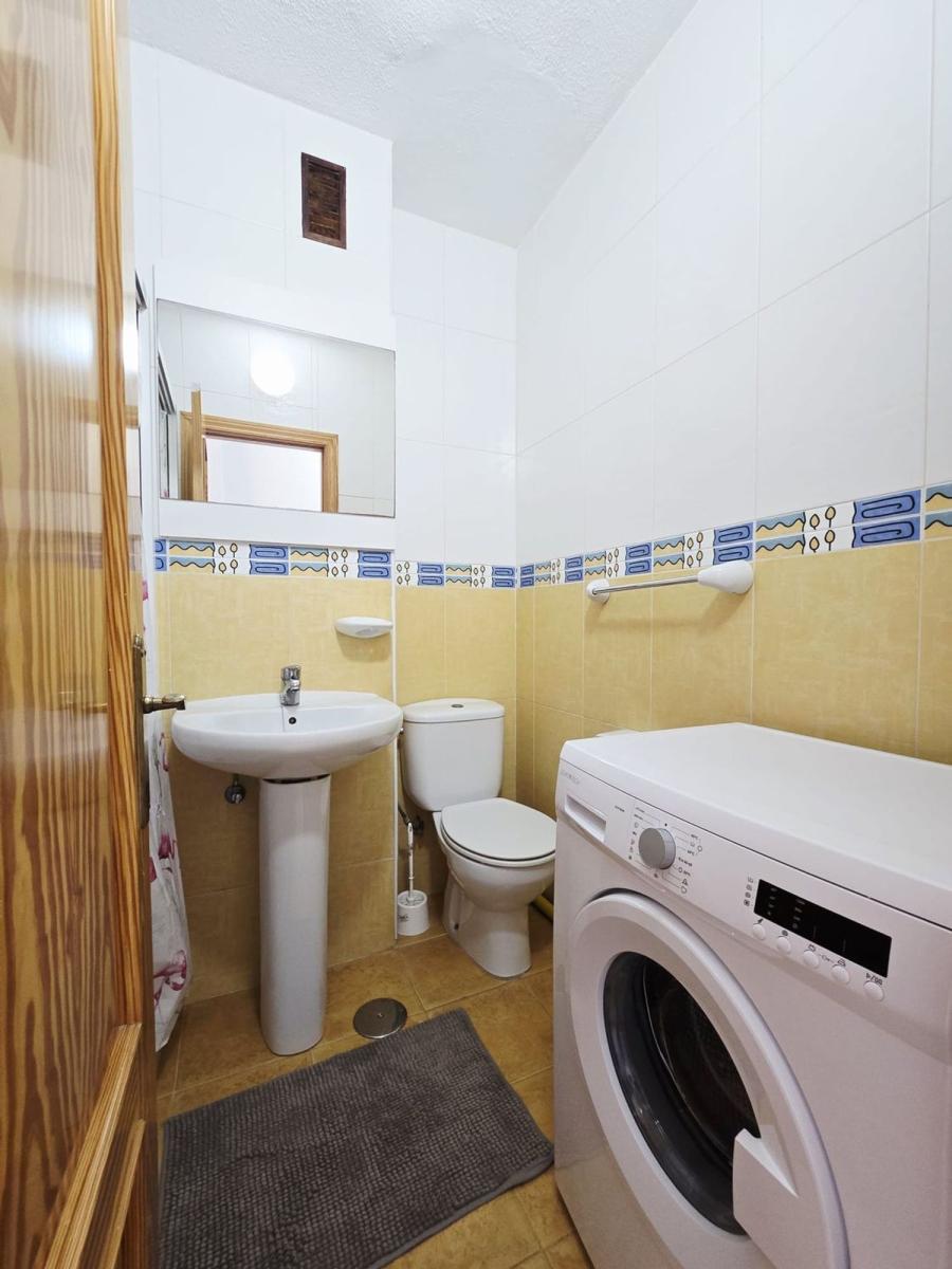 Flat for Sale in San Bartolomé de Tirajana