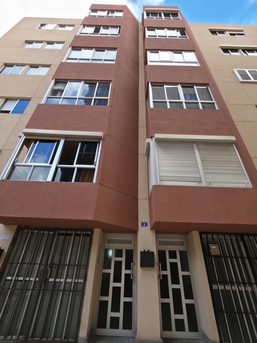 Flat for Sale in Las Palmas de Gran Canaria