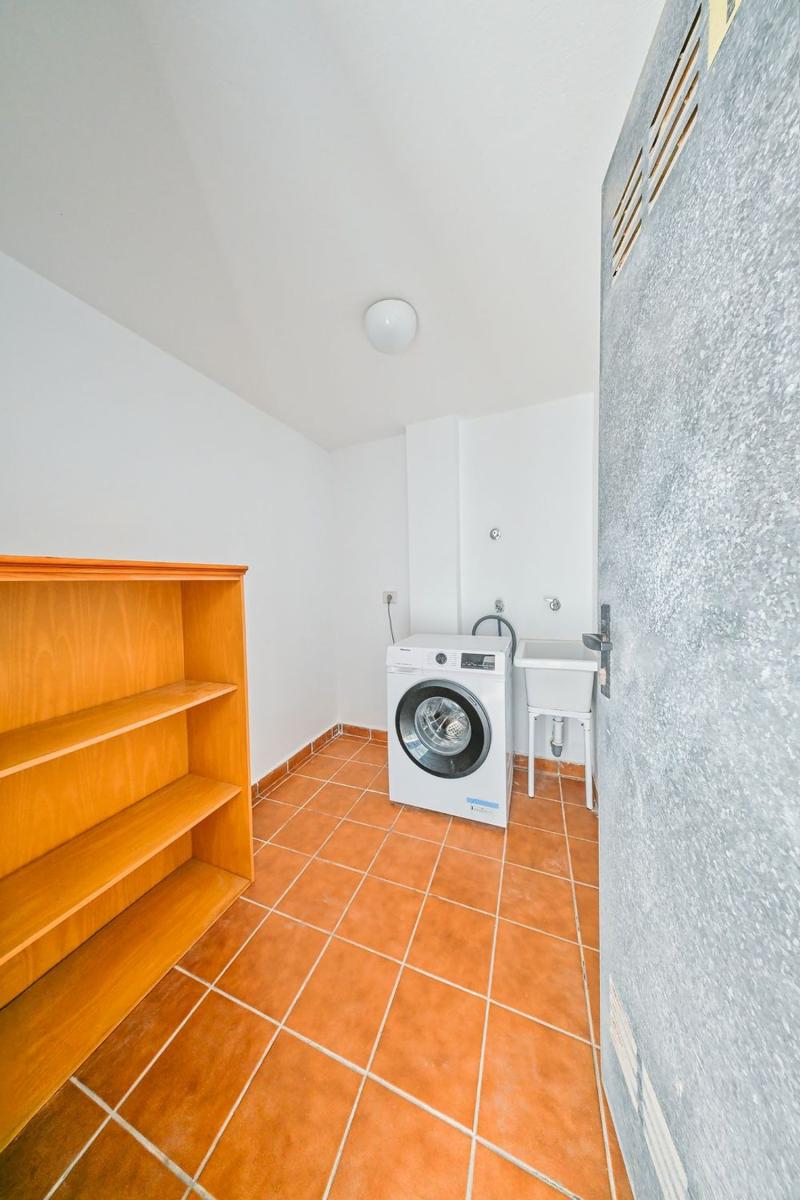Flat for Sale in Agüimes