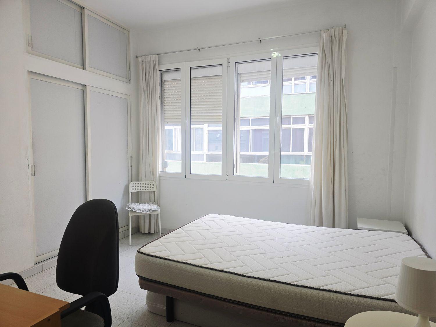 Flat for Sale in Las Palmas de Gran Canaria