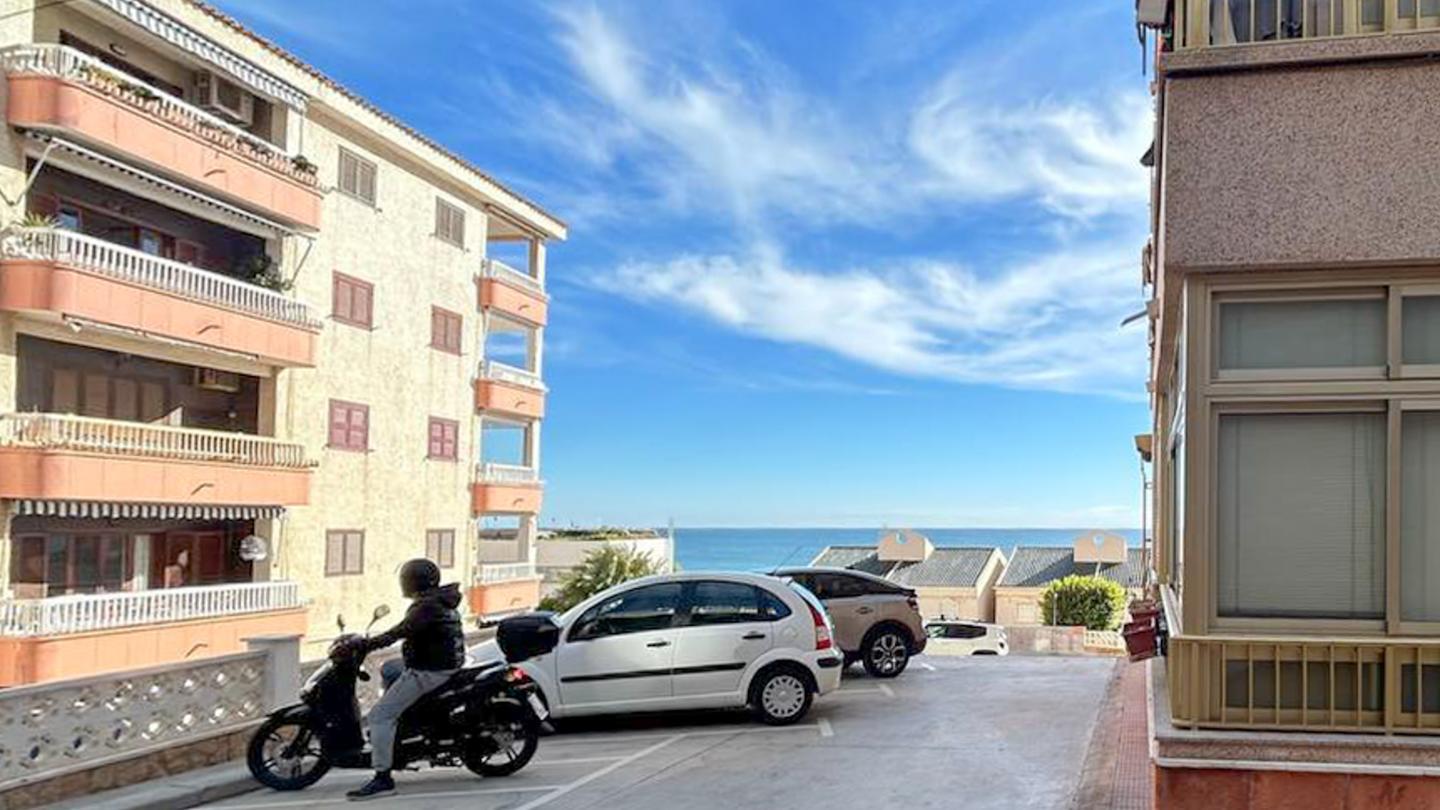 Flat for Sale in Santa Pola
