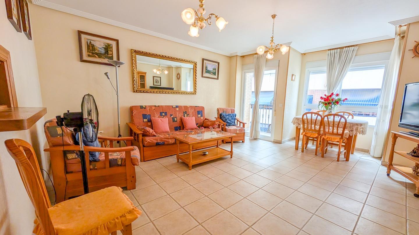 Flat for Sale in Santa Pola