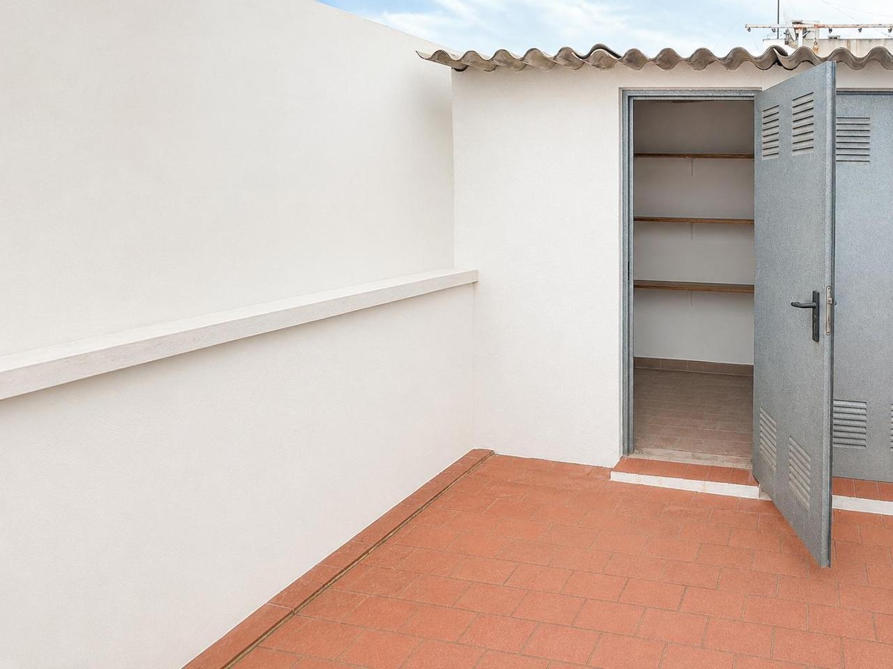 Flat for Sale in Santa Pola