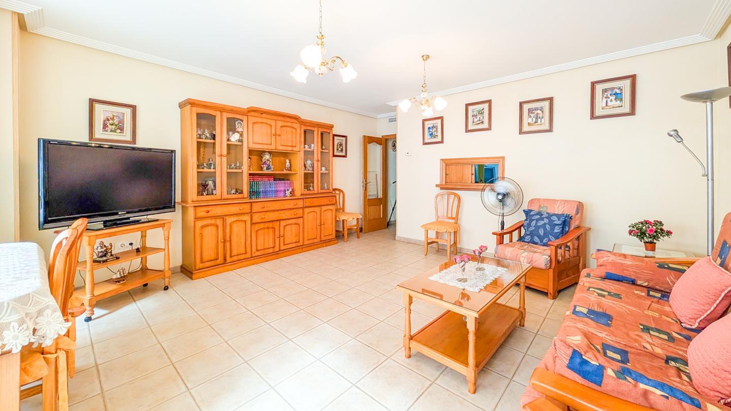 Flat for Sale in Santa Pola