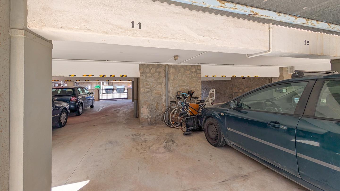 Flat for Sale in Santa Pola