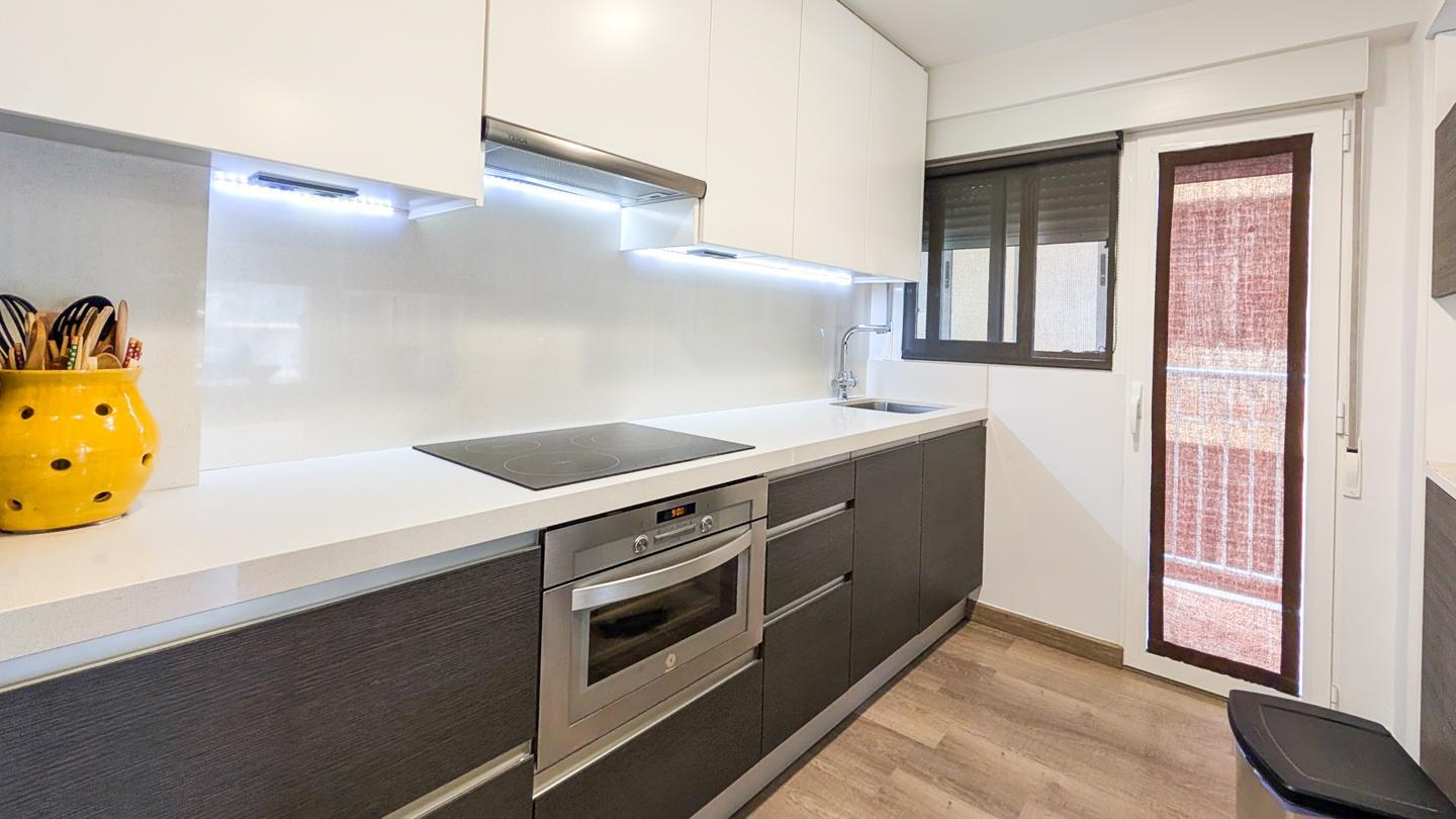 Flat for Sale in Santa Pola