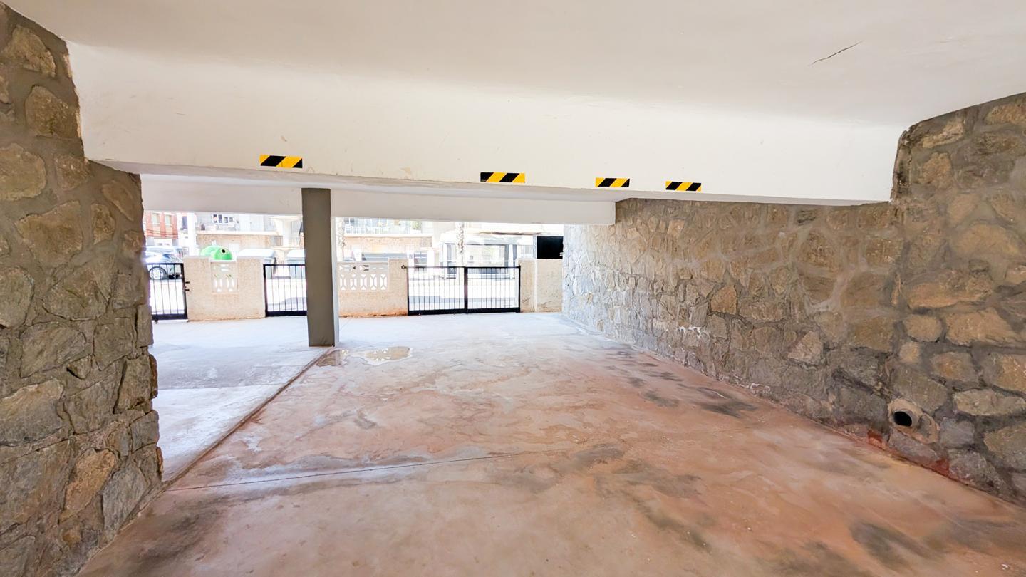Flat for Sale in Santa Pola
