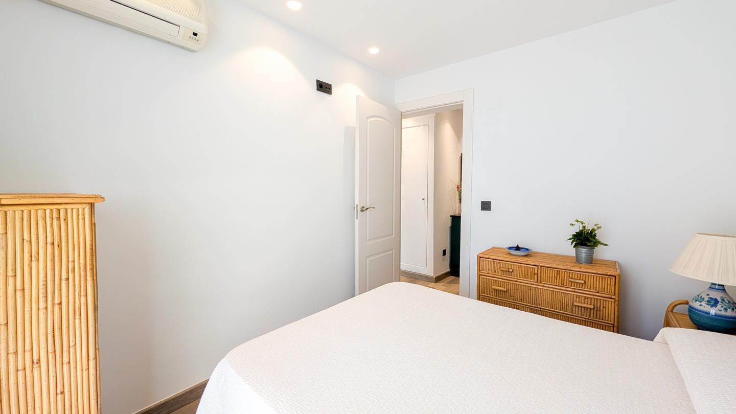 Flat for Sale in Santa Pola