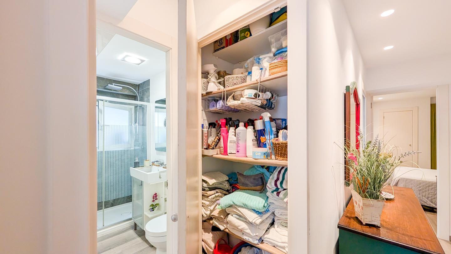 Flat for Sale in Santa Pola