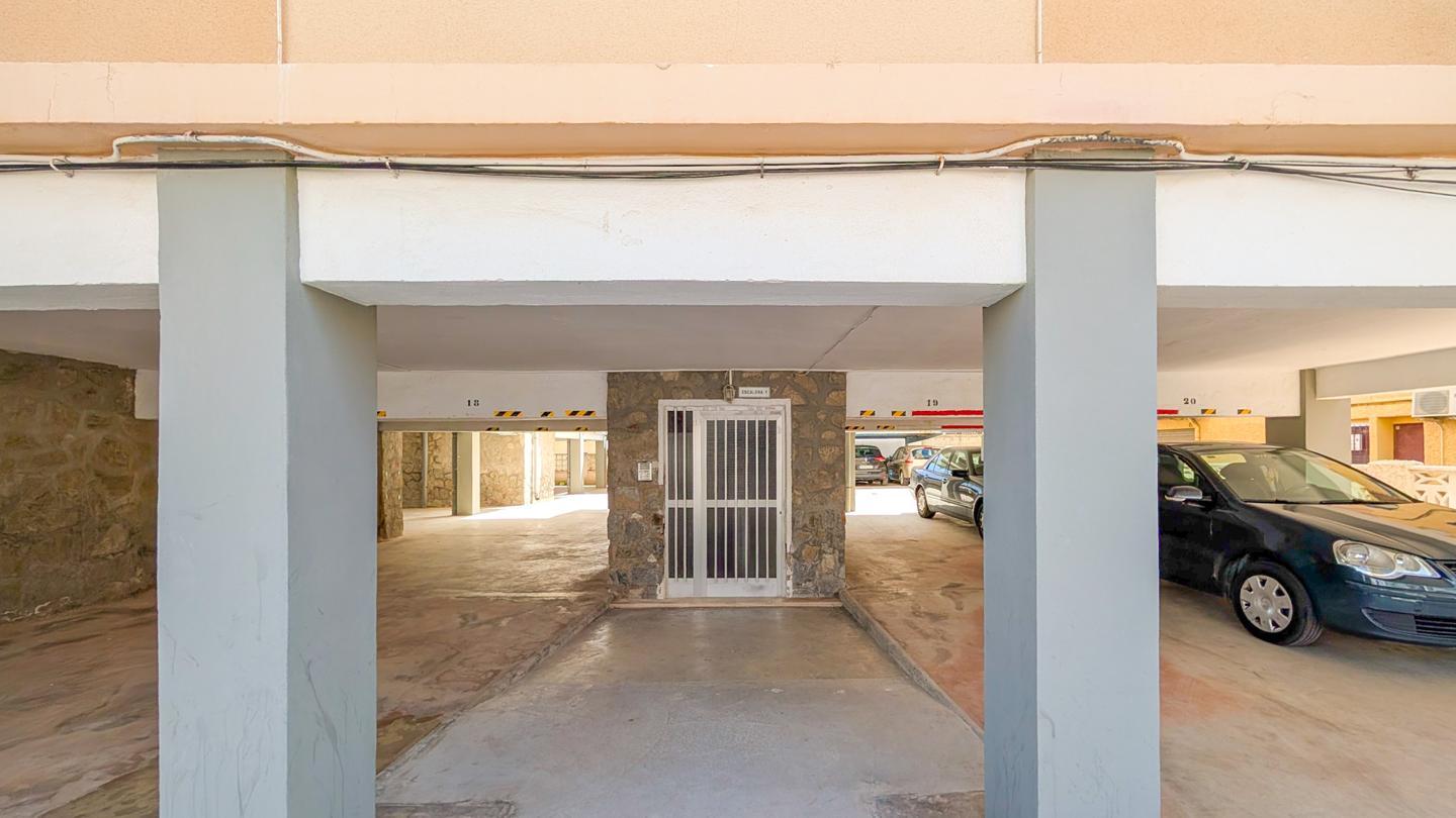Flat for Sale in Santa Pola