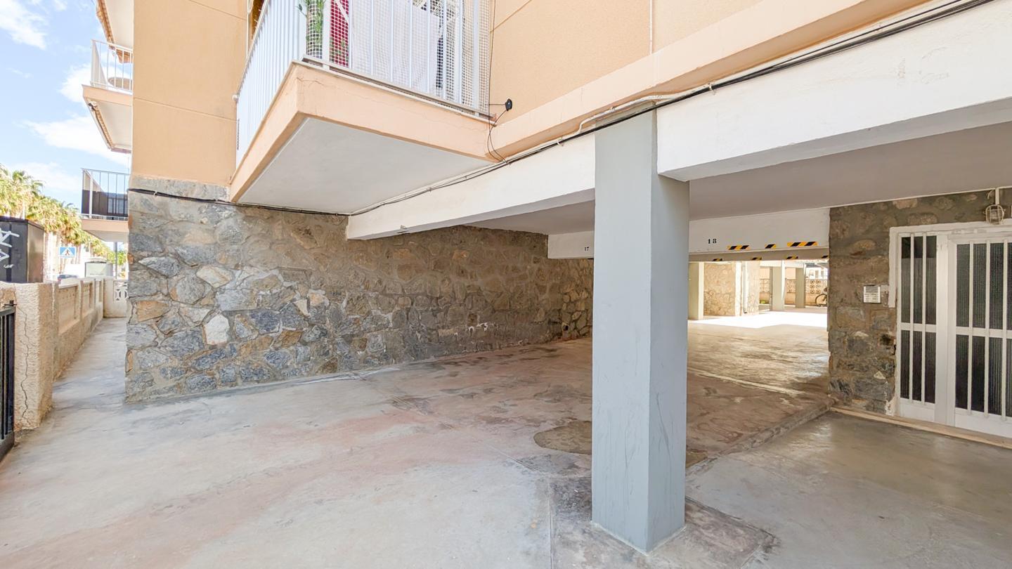 Flat for Sale in Santa Pola