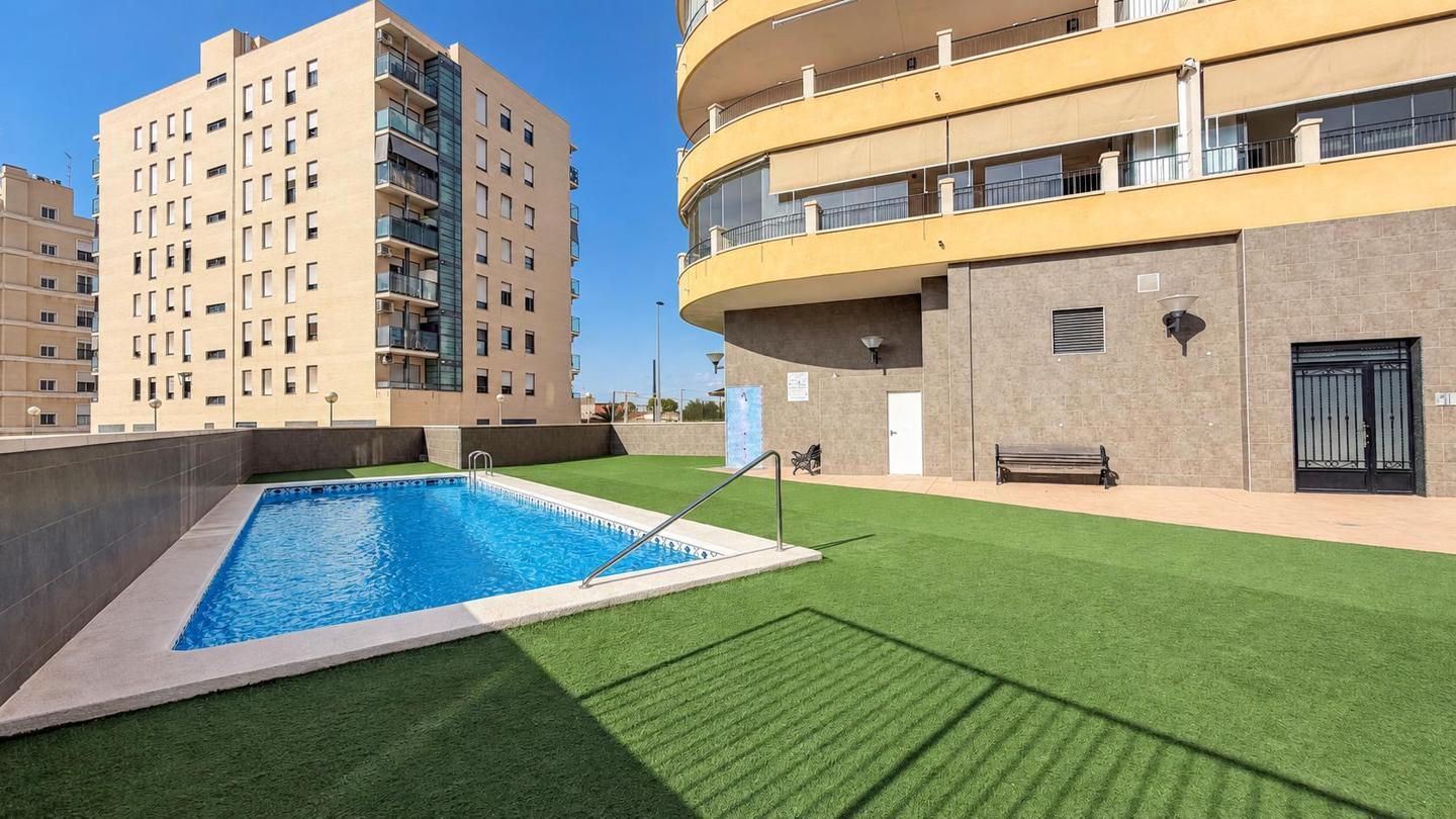 Flat for Sale in Elche