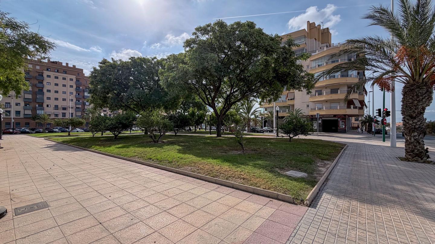 Flat for Sale in Elche