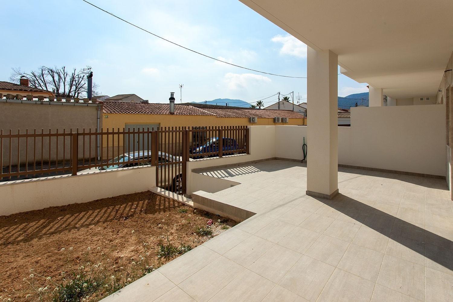 Bungalow en Venta en Hondón de las Nieves