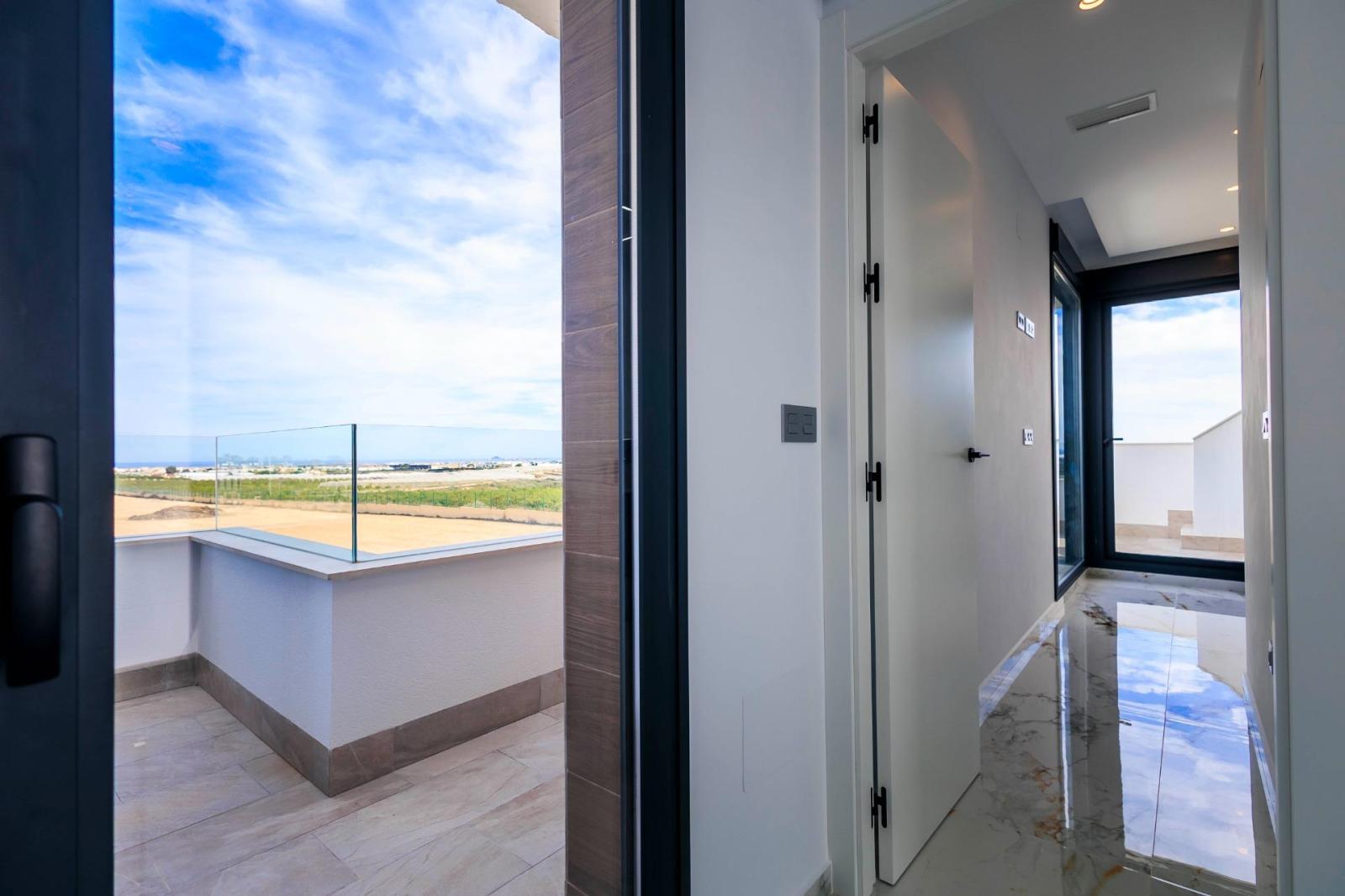 Villa en Venta en Pilar de la Horadada