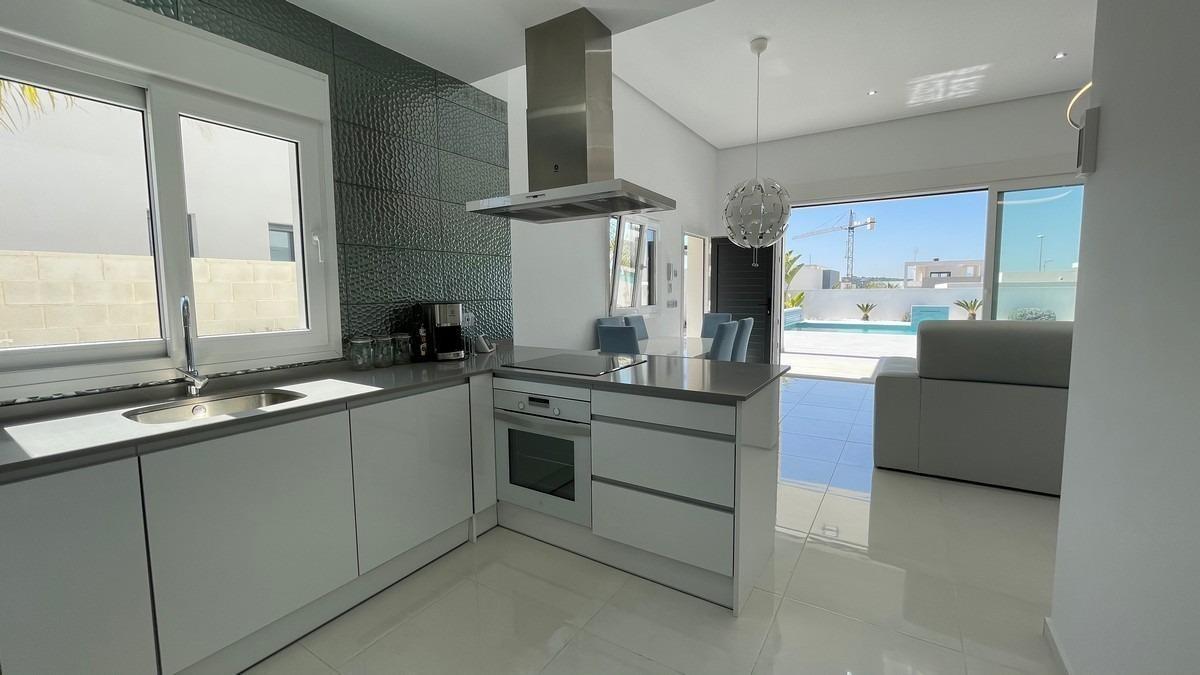 Villa for Sale in Rafal