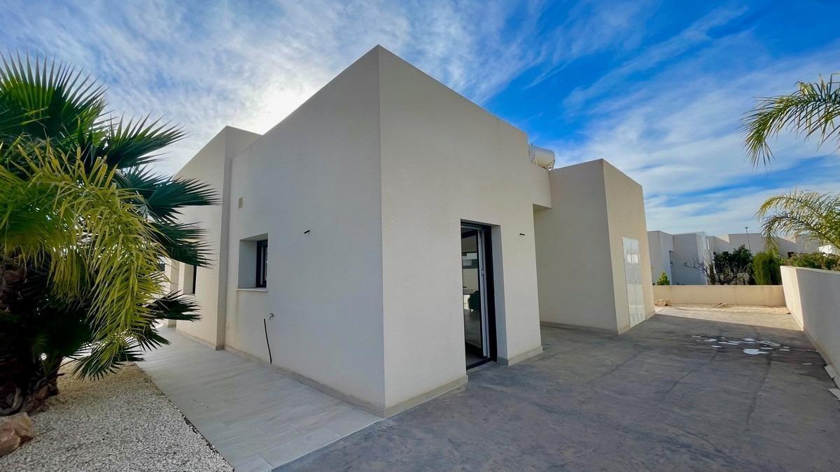 Villa for Sale in Rafal