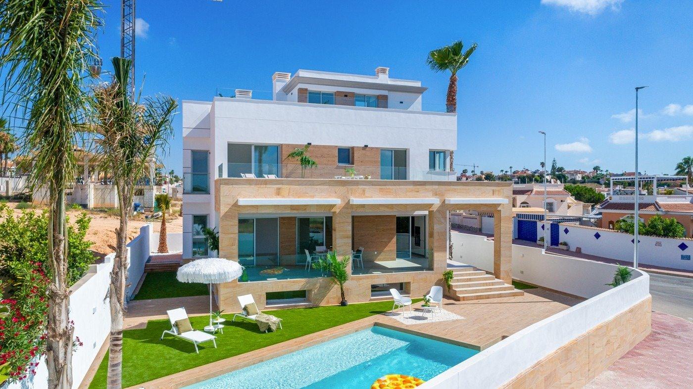 Villa for Sale in Rojales