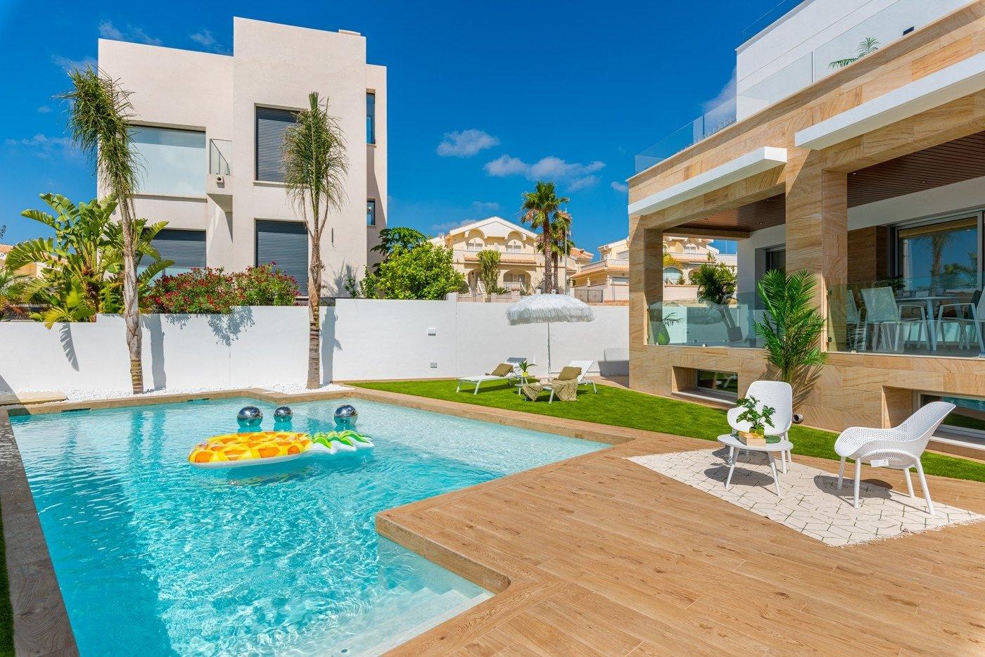 Villa for Sale in Rojales