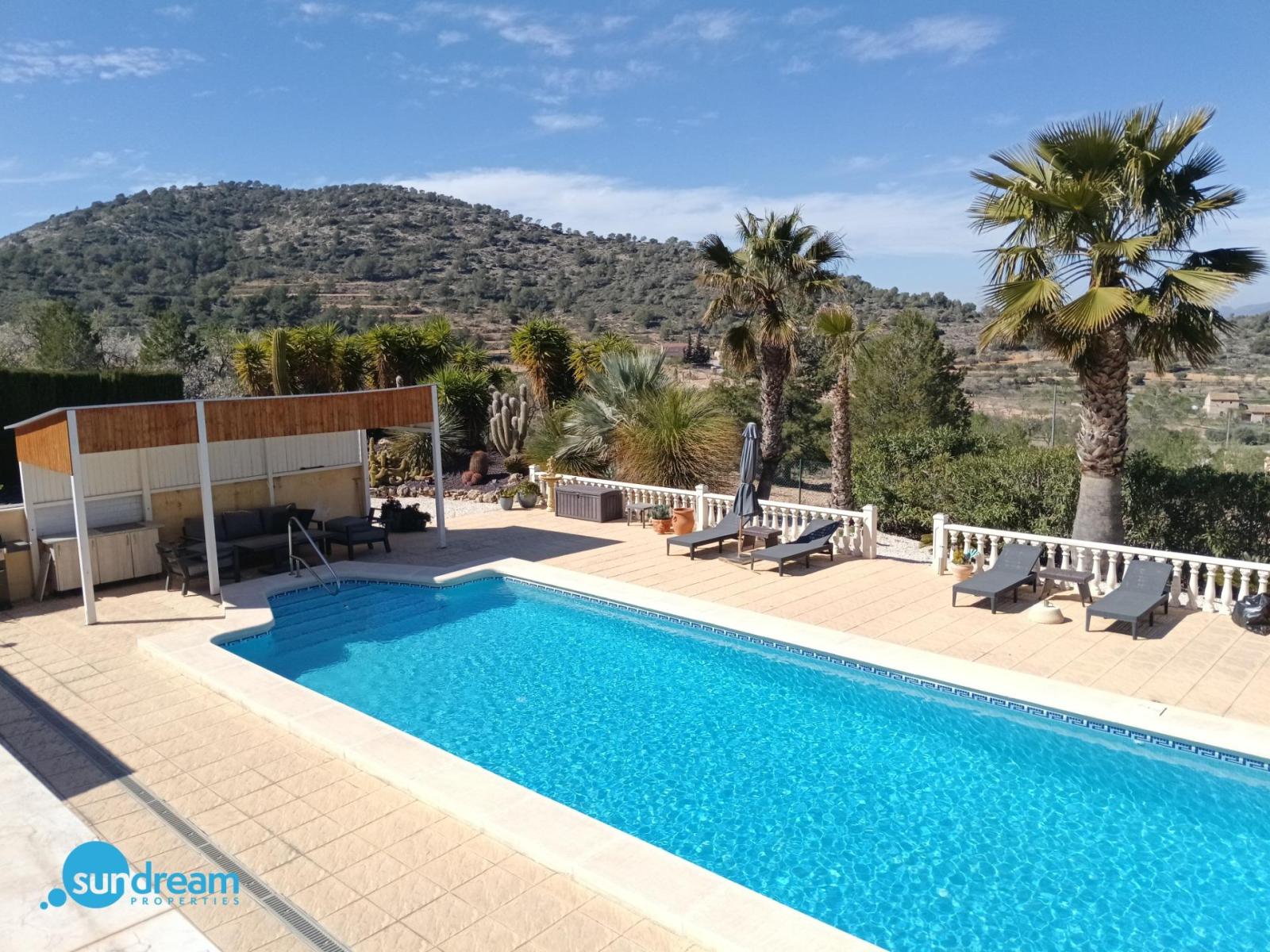 Villa for Sale in Abanilla