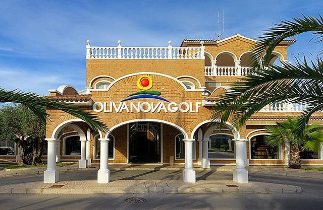 Villa for Sale in Oliva