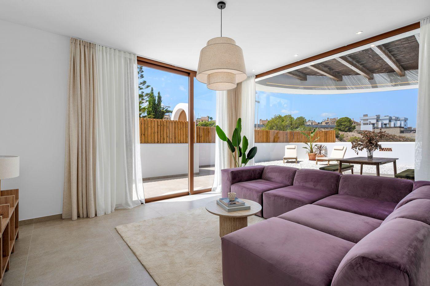 Villa for Sale in Algorfa