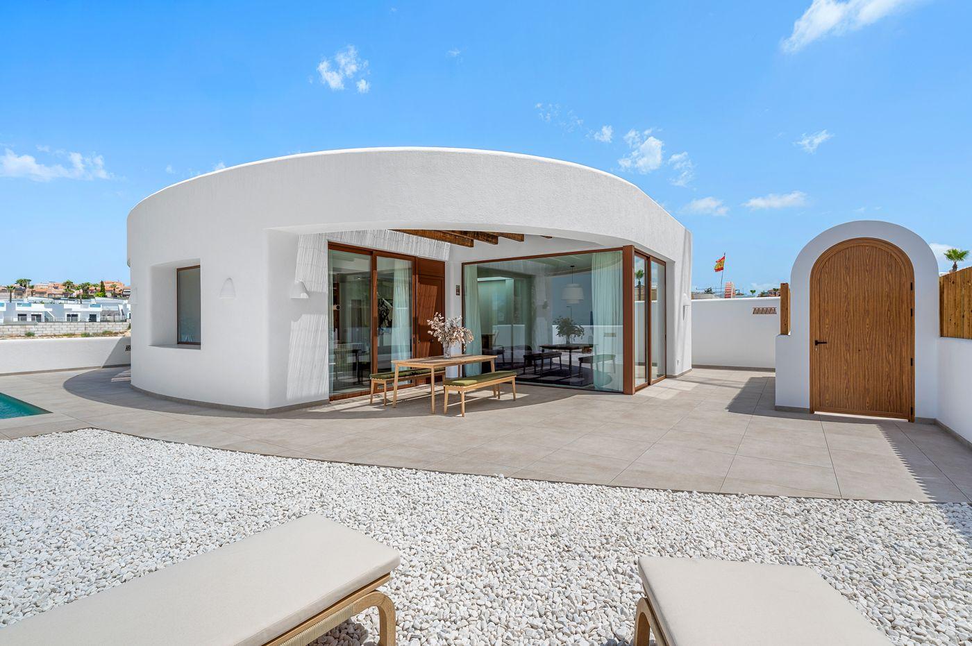 Villa for Sale in Algorfa