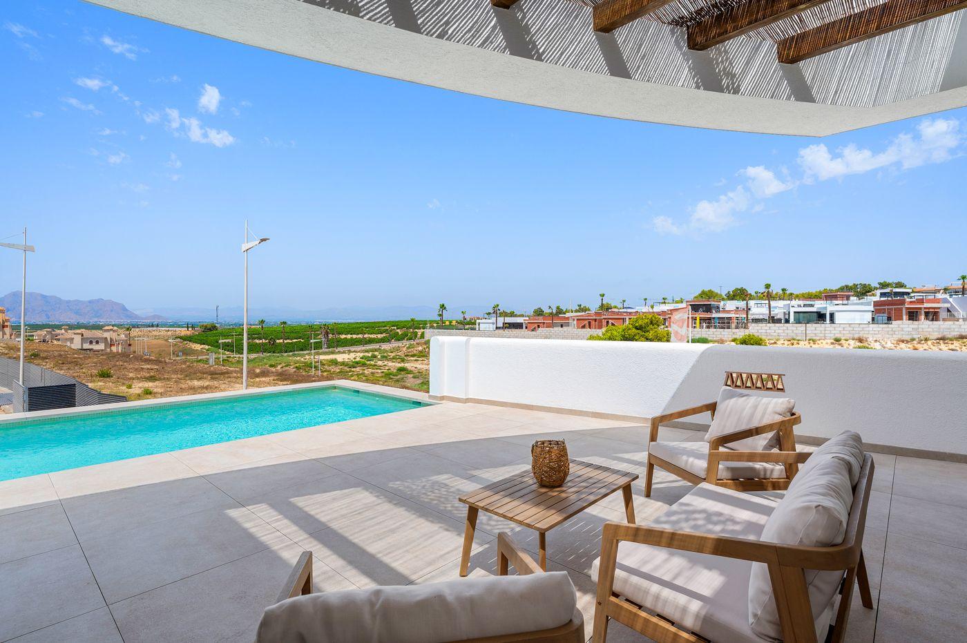 Villa for Sale in Algorfa