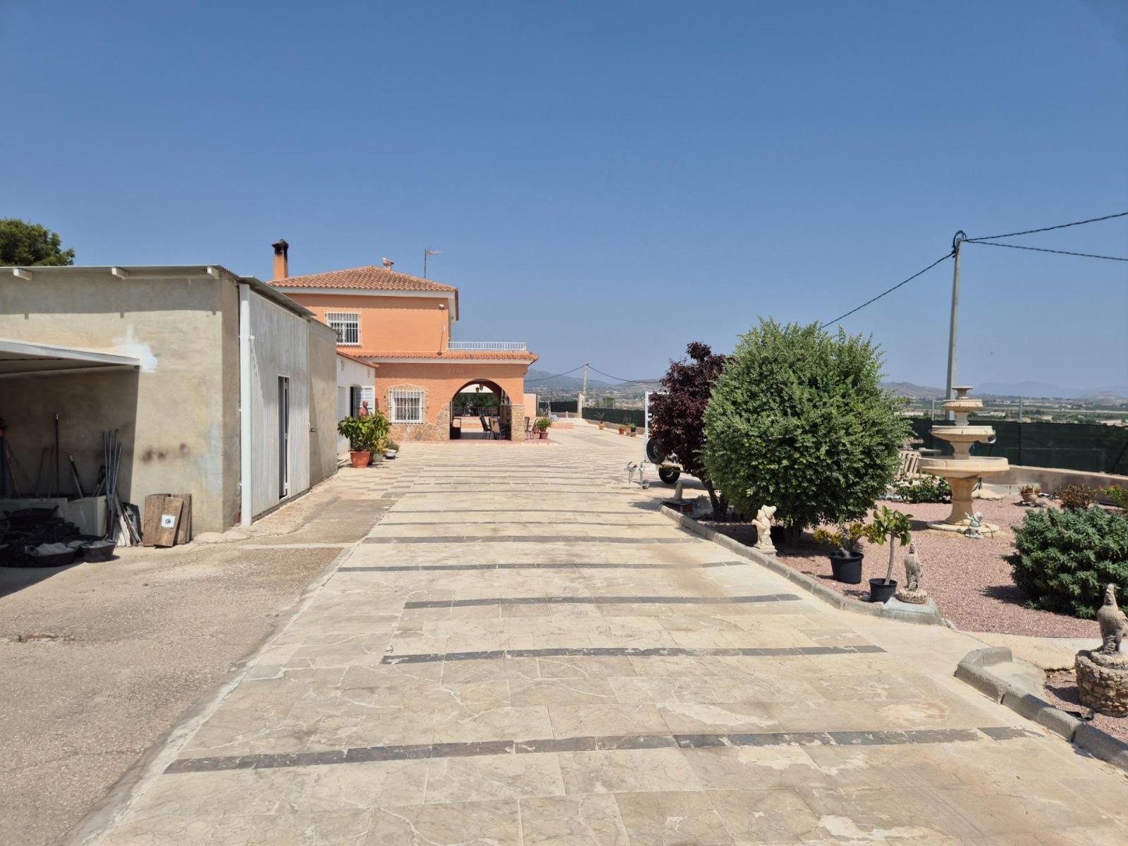 Chalet for Sale in Aspe