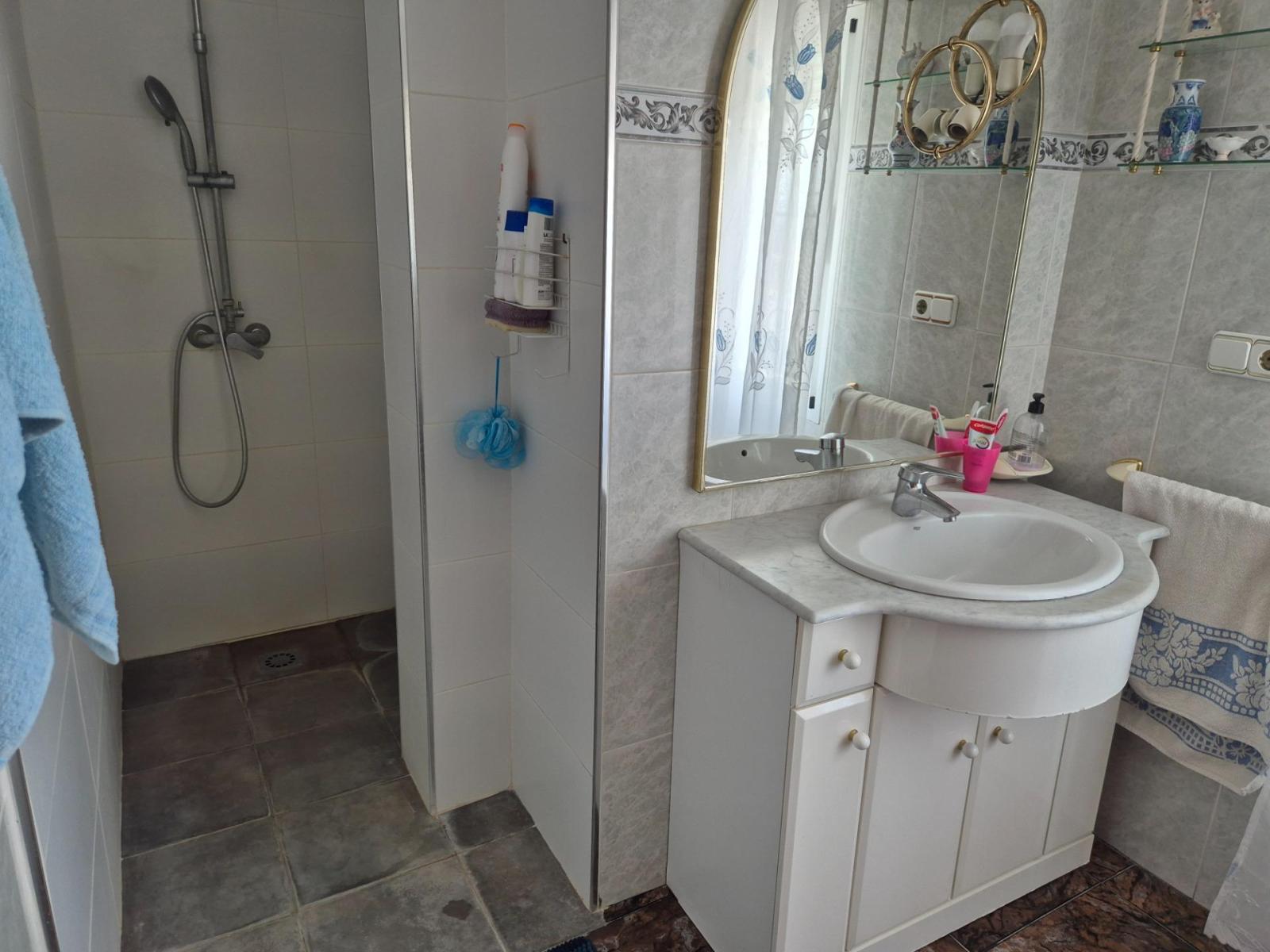 Chalet for Sale in Aspe