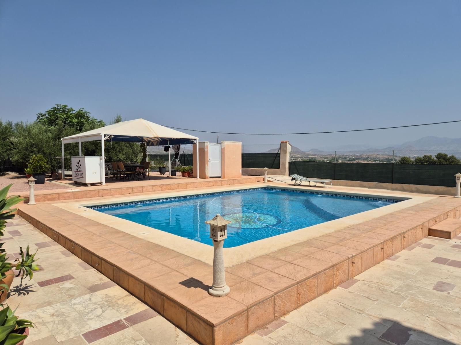 Chalet for Sale in Aspe