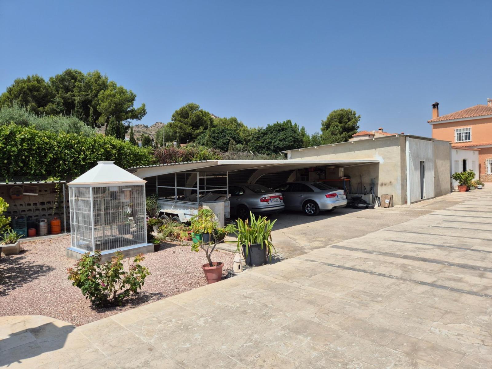 Chalet for Sale in Aspe